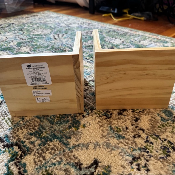 Cloud Island - Cloud Bookend Set of 2 EUC - Picture 3 of 4